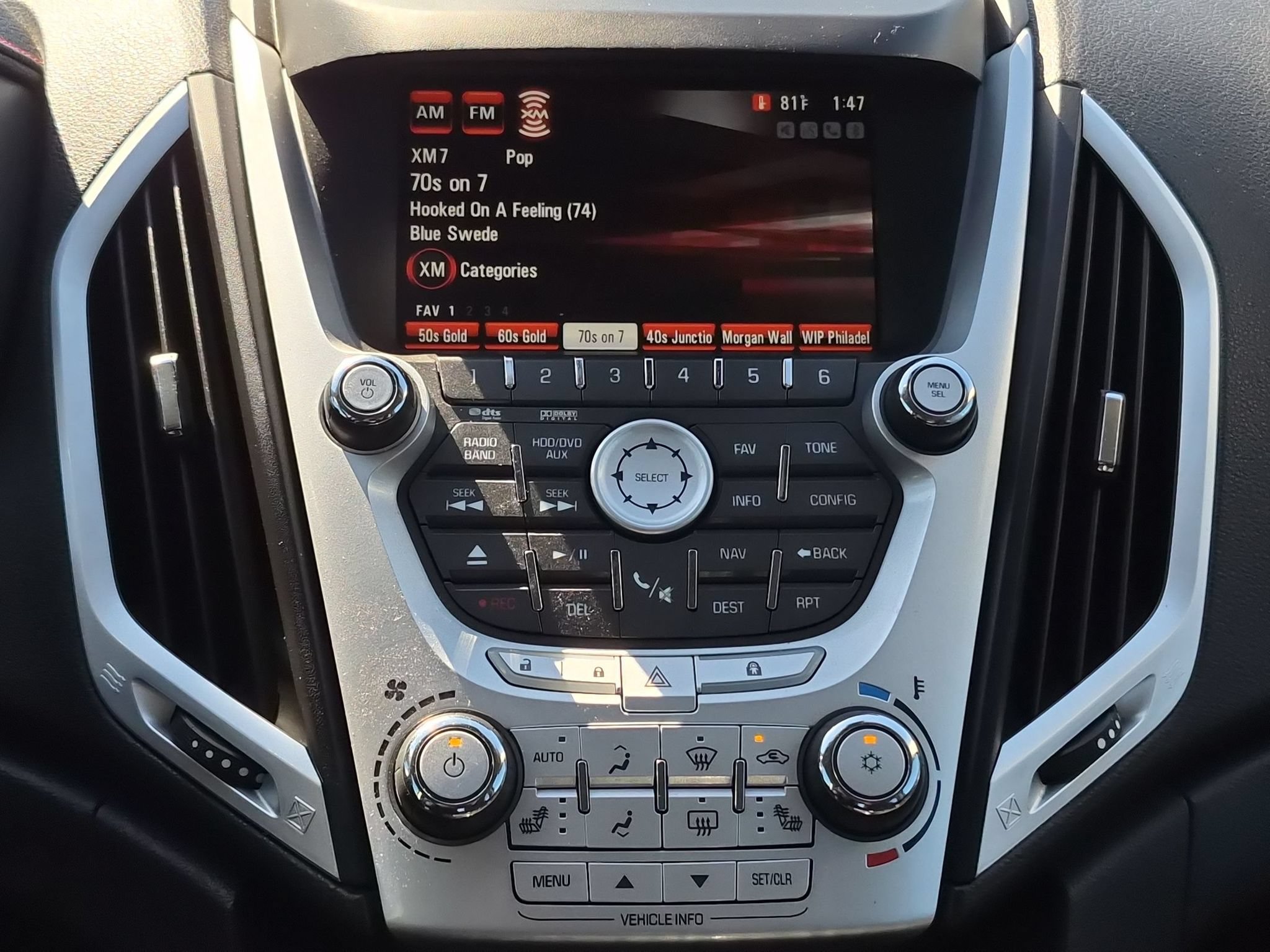 Used 2011 GMC Terrain SLT w/ Cargo Package AWD/4WD image 13