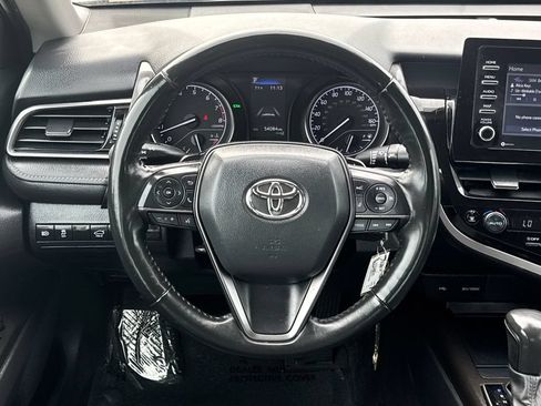 Used 2024 Toyota Camry SE w/ Cold Weather Package FWD image 12
