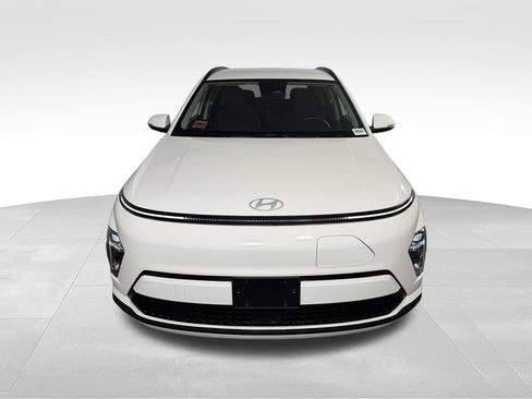 Used 2024 Hyundai Kona SEL FWD image 4