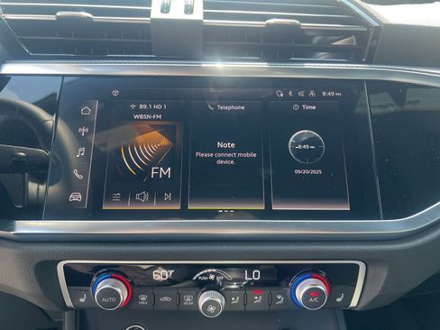 New 2025 Audi Q3 2.0T Premium image 25