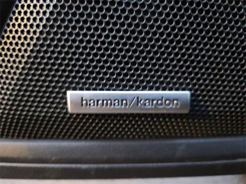 Used 2022 Subaru Outback Touring XT image 25