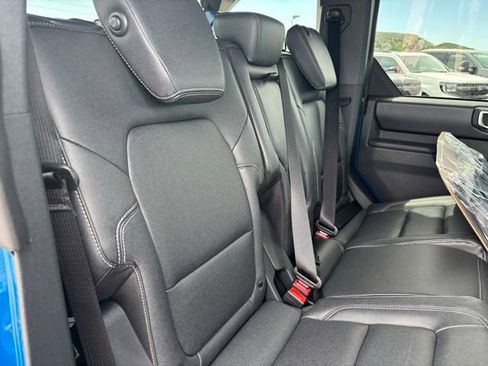 New 2026 Ford Bronco Badlands w/ Sasquatch Package AWD/4WD image 19