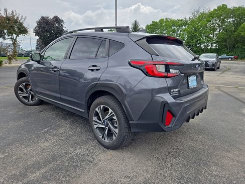 Used 2024 Subaru Crosstrek 2.0i Premium w/ Crosstrek Mirror Package AWD/4WD image 10