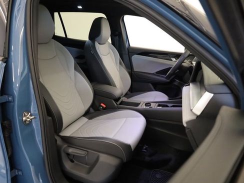 New 2026 Volkswagen Tiguan SE R-Line AWD/4WD image 29