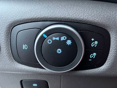 Used 2021 Ford Transit 350 XLT image 15