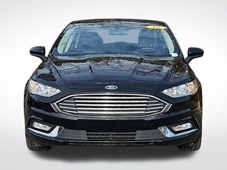 Used 2018 Ford Fusion SE video 2