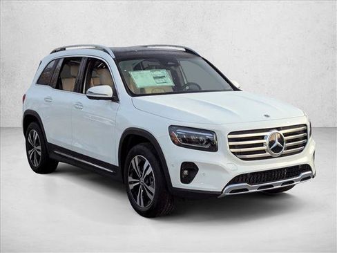 Used 2026 Mercedes-Benz GLB 250 image 6