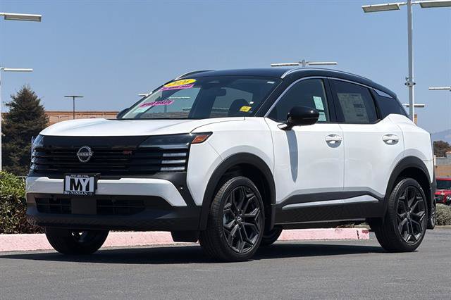 New 2026 Nissan Kicks SR AWD/4WD image 8