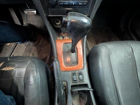 Used 2002 Toyota Solara SE FWD image 33
