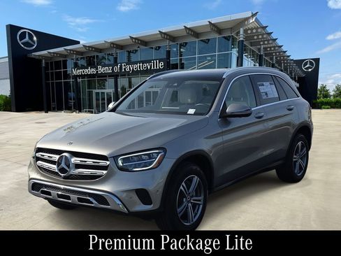 Used 2022 Mercedes-Benz GLC 300 image 1