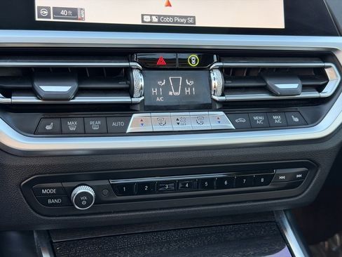 Used 2019 BMW 330i xDrive Sedan w/ Convenience Package image 20