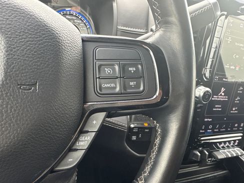 Used 2022 RAM 2500 Limited w/ Night Edition AWD/4WD image 31