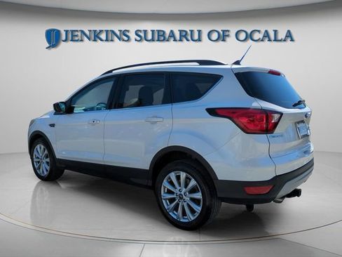 Used 2019 Ford Escape SEL image 5