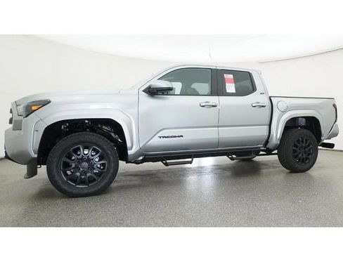 New 2026 Toyota Tacoma SR5 AWD/4WD image 18