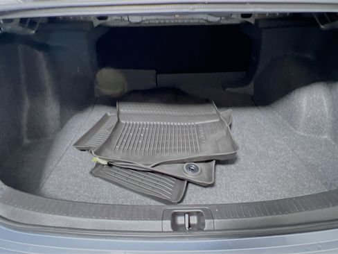 Used 2025 Toyota Corolla LE FWD image 33