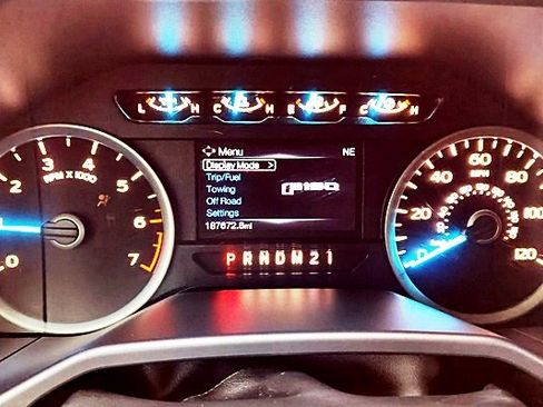 Used 2015 Ford F150 XLT w/ Equipment Group 301A Mid AWD/4WD image 18