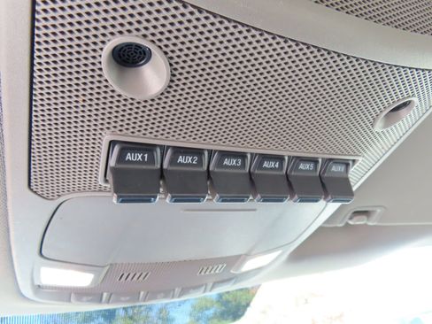 Used 2019 Ford F550 2WD Regular Cab Super Duty image 34