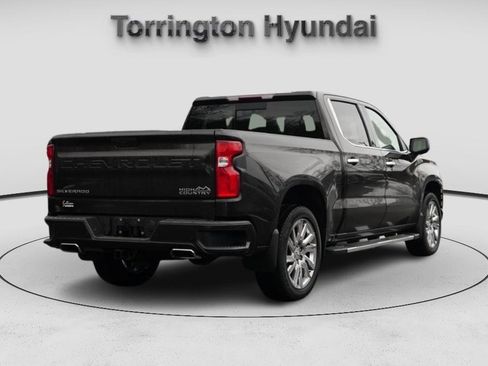 Used 2019 Chevrolet Silverado 1500 High Country w/ High Country Premium Package image 7