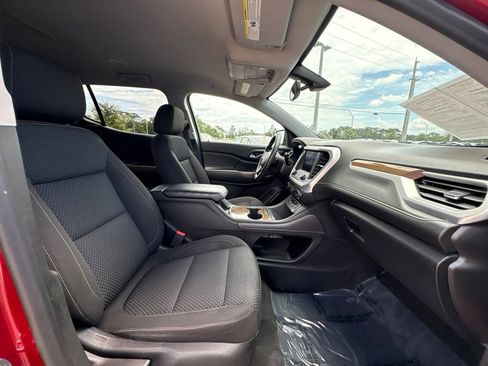 Used 2021 GMC Acadia SLE FWD image 28