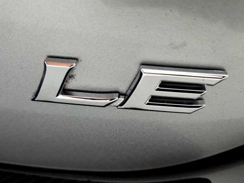 Certified 2018 Toyota Camry LE FWD image 14