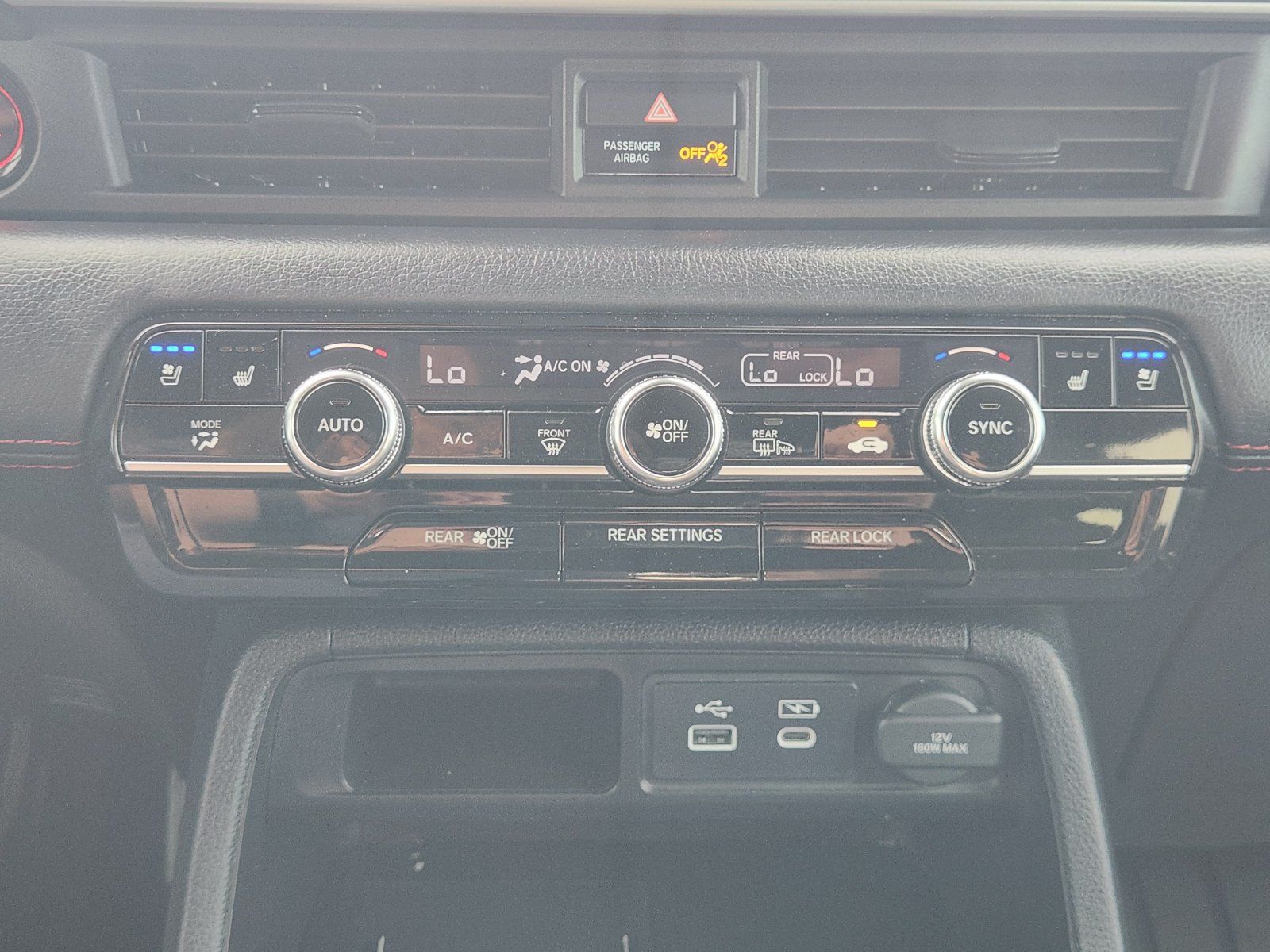 Used 2025 Honda Pilot Black Edition image 19