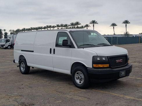 New 2026 GMC Savana 2500 w/ Driver Convenience Package RWD image 4