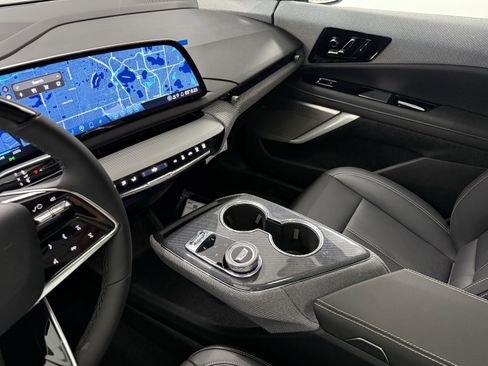 New 2025 Cadillac Optiq Sport 1 image 33