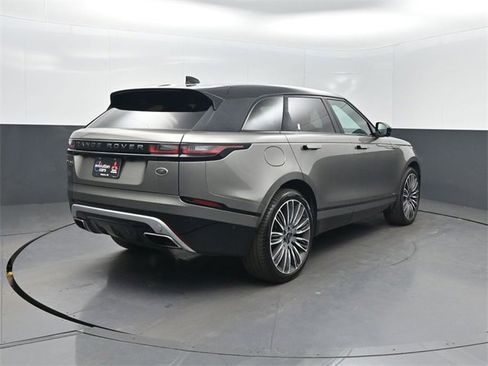Used 2021 Land Rover Range Rover Velar R-Dynamic HSE image 32