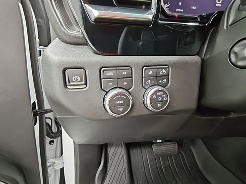 New 2026 GMC Sierra 1500 SLT w/ SLT Premium Plus Package image 29