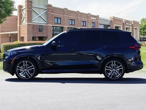 Used 2024 BMW X5 M60i w/ Climate Comfort Package image 8