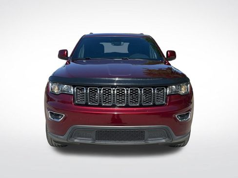Used 2019 Jeep Grand Cherokee Laredo w/ Laredo X Package RWD image 2