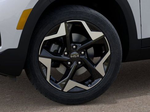 New 2026 Kia Seltos EX FWD image 9