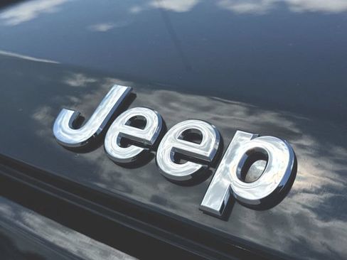Used 2014 Jeep Patriot Sport w/ Power Value Group AWD/4WD image 28