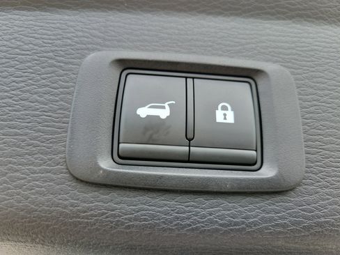 Used 2023 Mitsubishi Outlander SEL image 14