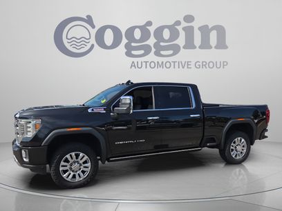 Used 2022 GMC Sierra 2500 Denali w/ Denali Black Diamond Edition