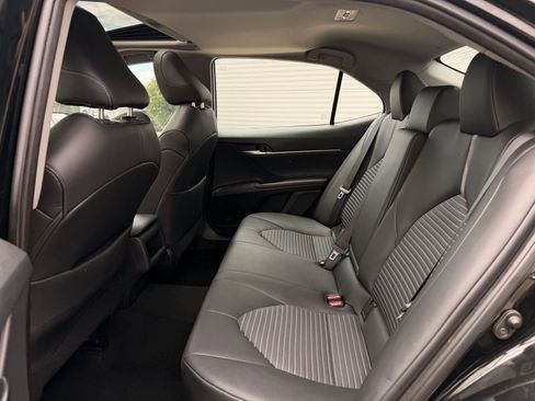 Used 2023 Toyota Camry SE AWD/4WD image 21