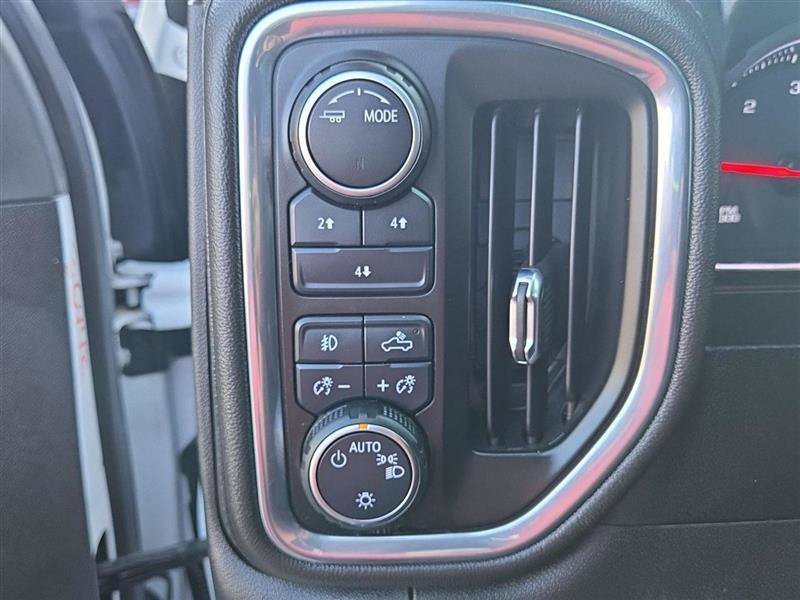 Used 2023 Chevrolet Silverado 2500 LT w/ Convenience Package AWD/4WD image 23
