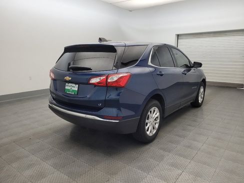 Used 2020 Chevrolet Equinox LT w/ LPO, Cargo Package FWD image 9