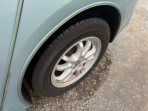 Used 2017 Toyota Prius Two image 31