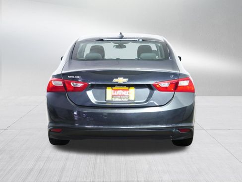 Used 2018 Chevrolet Malibu LT FWD image 6