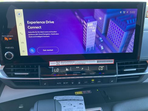 Certified 2025 Toyota Sienna XLE w/ XLE Plus Package image 20