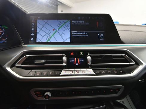 Used 2022 BMW X6 xDrive40i w/ Premium Package AWD/4WD image 22