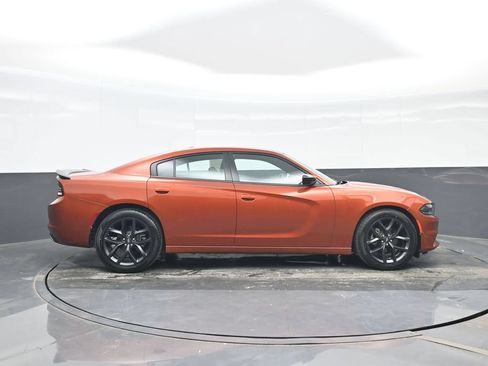 Used 2022 Dodge Charger SXT w/ Blacktop Package RWD image 7