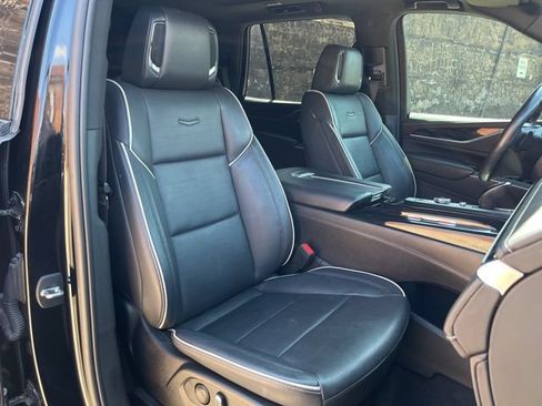 Used 2022 Cadillac Escalade Sport AWD/4WD image 21