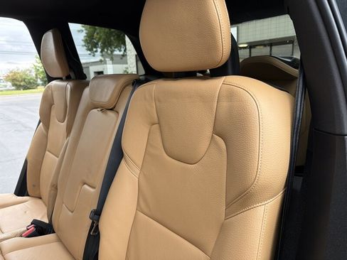 Used 2017 Volvo XC90 T6 Momentum w/ Vision Package AWD/4WD image 26