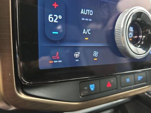 Used 2023 Ford F150 Lightning Lariat image 36