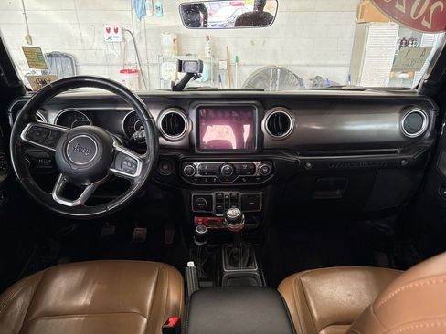 Used 2020 Jeep Wrangler Unlimited Rubicon AWD/4WD image 10