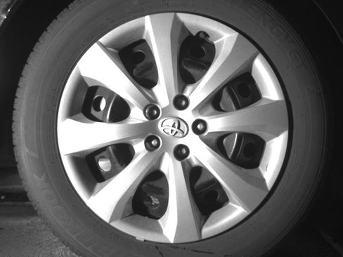 Used 2025 Toyota Corolla LE FWD image 15
