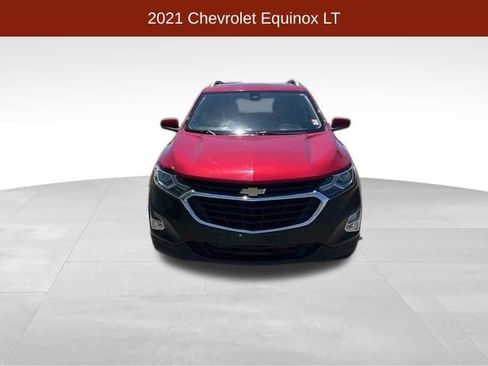 Used 2021 Chevrolet Equinox LT FWD image 2