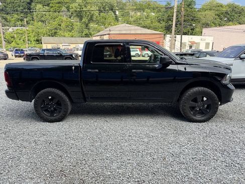 Used 2014 RAM 1500 Express w/ Black Ram 1500 Express Group AWD/4WD image 7